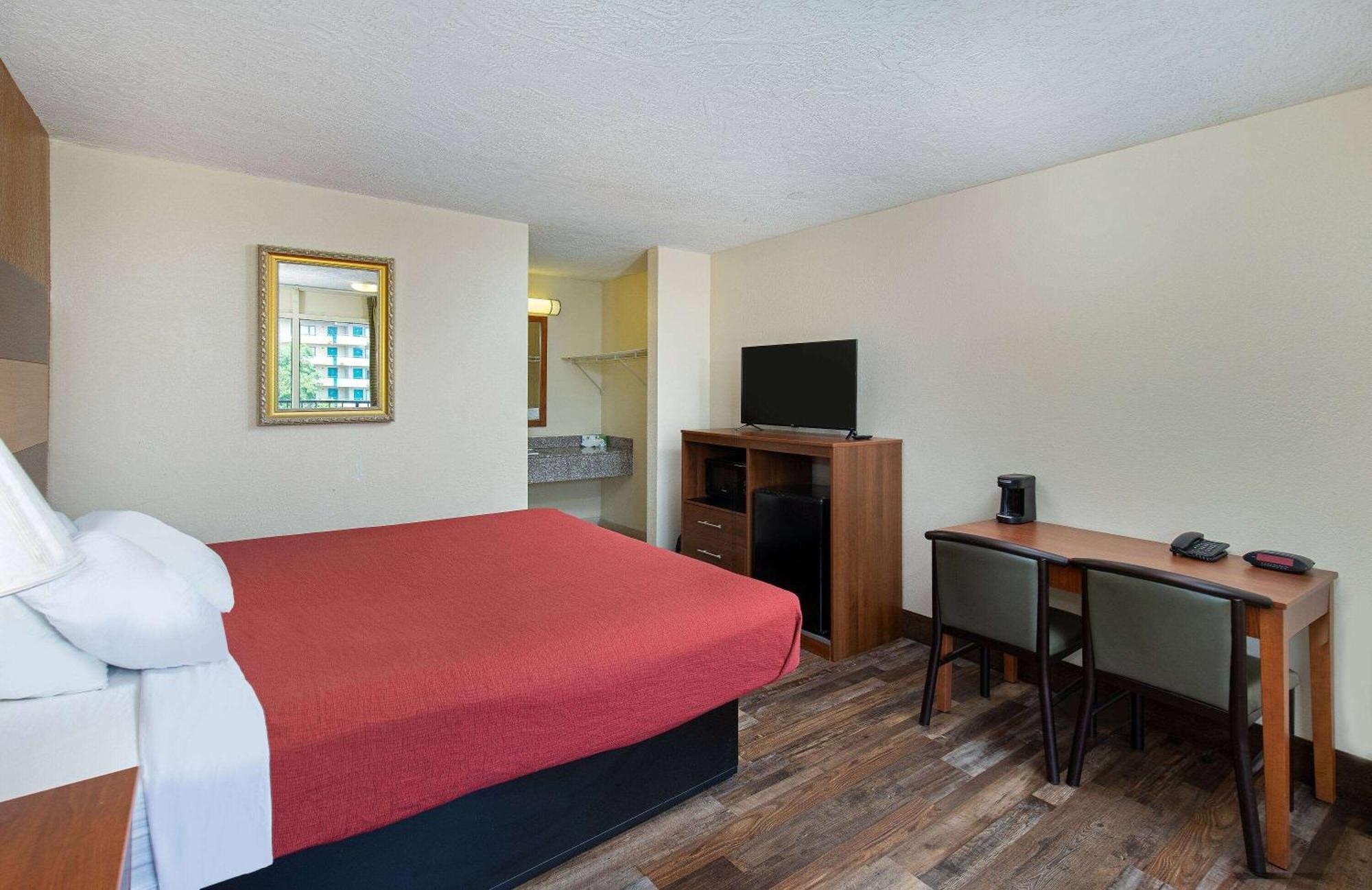 Americana Inn A Travelodge By Wyndham Pigeon Forge Exterior foto